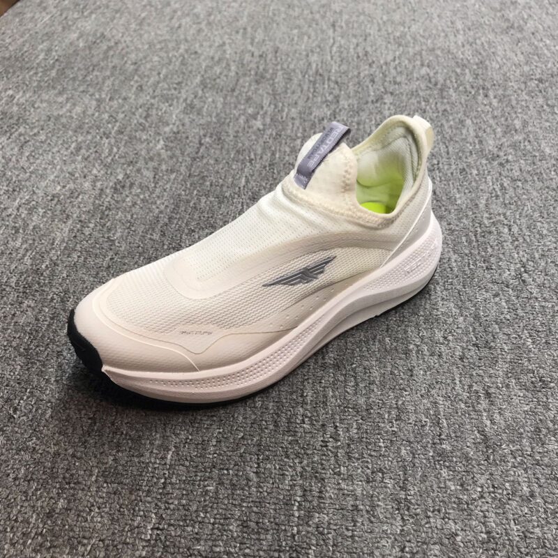RT Walking Slip-On Shoes White